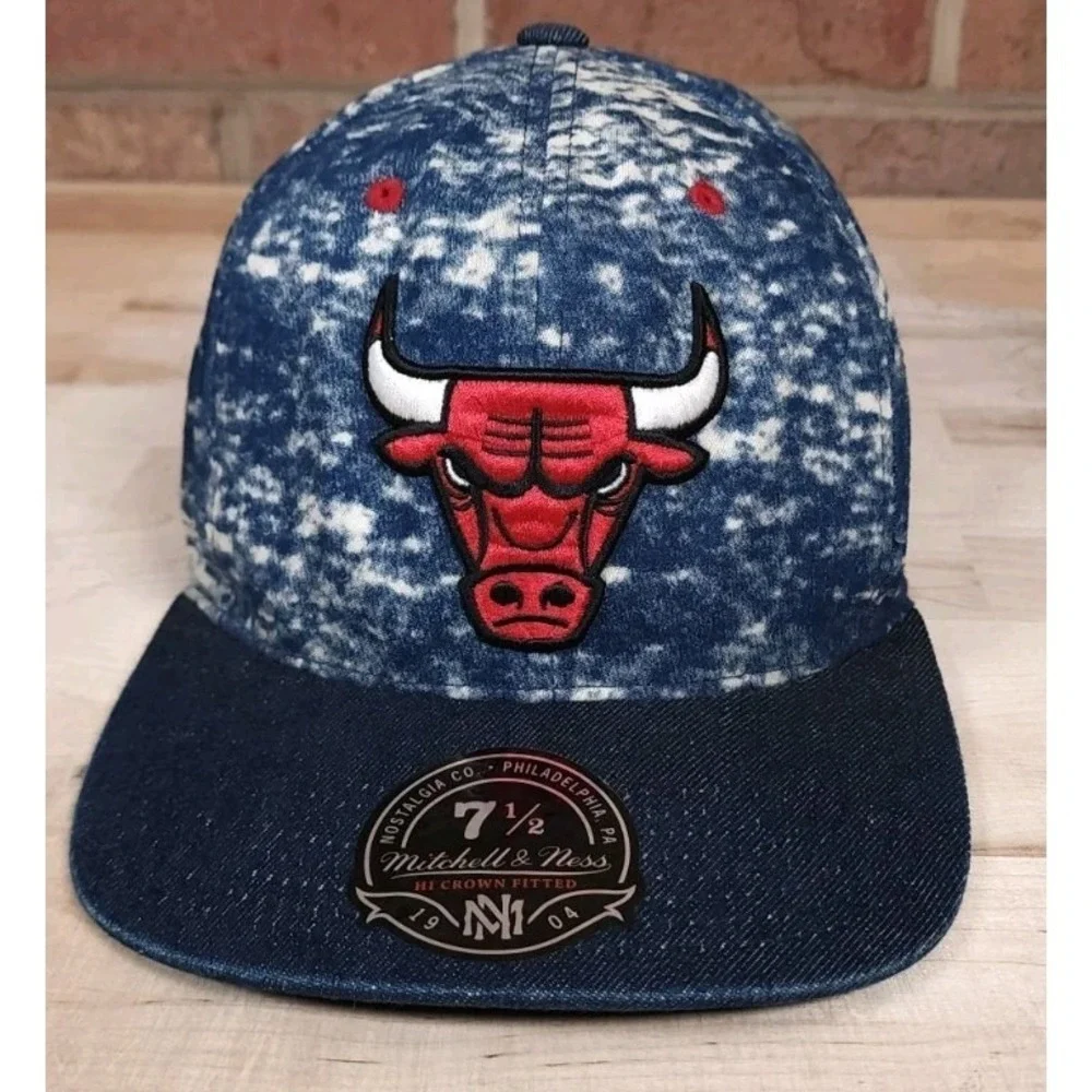 Chicago Bulls NBA Mitchell & Ness‎ Dynasty HI Crown Fitted Mens Hat 7 1/2